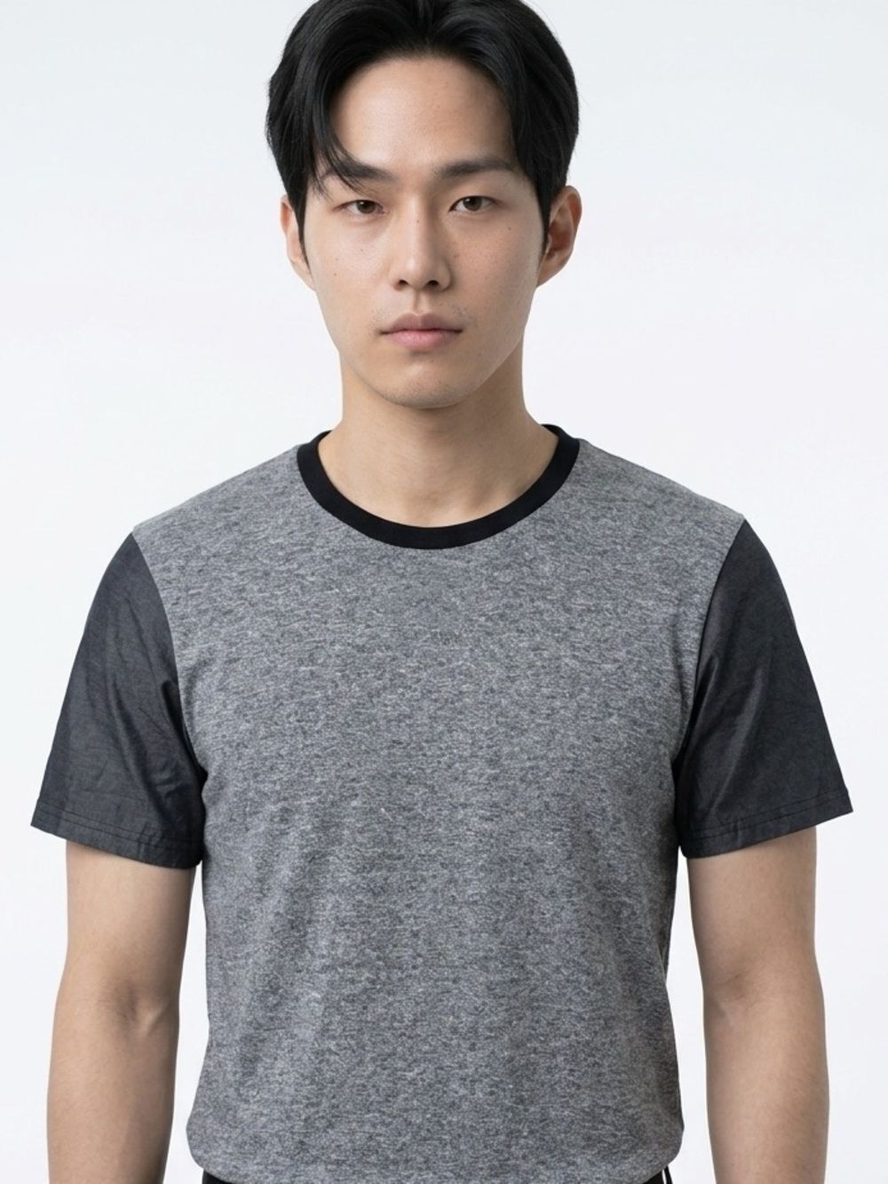 CARBON | Gray Tee Black Faux Leather Short Sleeves Men’s Size Medium